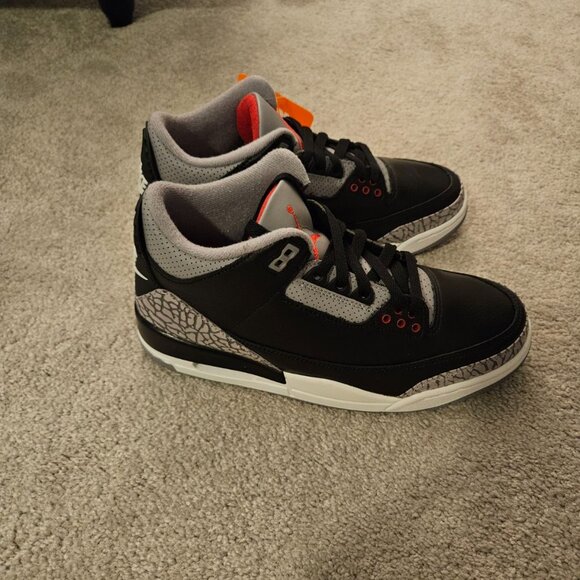 Air Jordan Reto 3 Black/fire red-cement grey